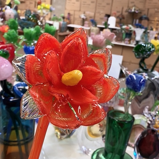 琉璃花高45宽9厘米