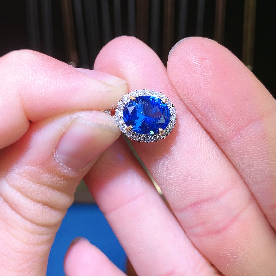 蓝宝石吊坠(赠链)银S925镶嵌