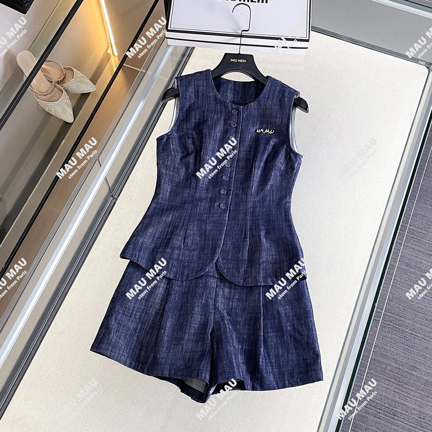 MIUMEM2025夏季时尚休闲风收腰马甲上衣+阔腿短裤套装DY7505