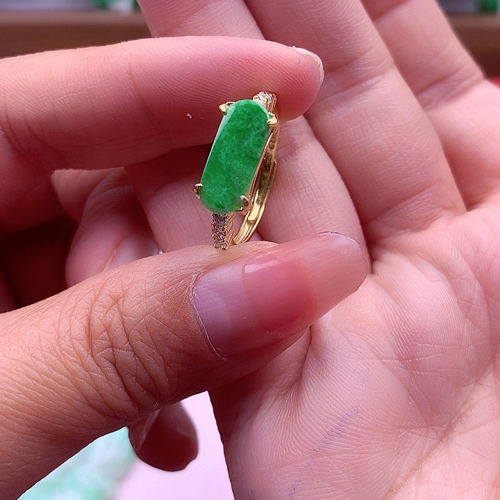翡翠颈饰银S925镶嵌翡翠