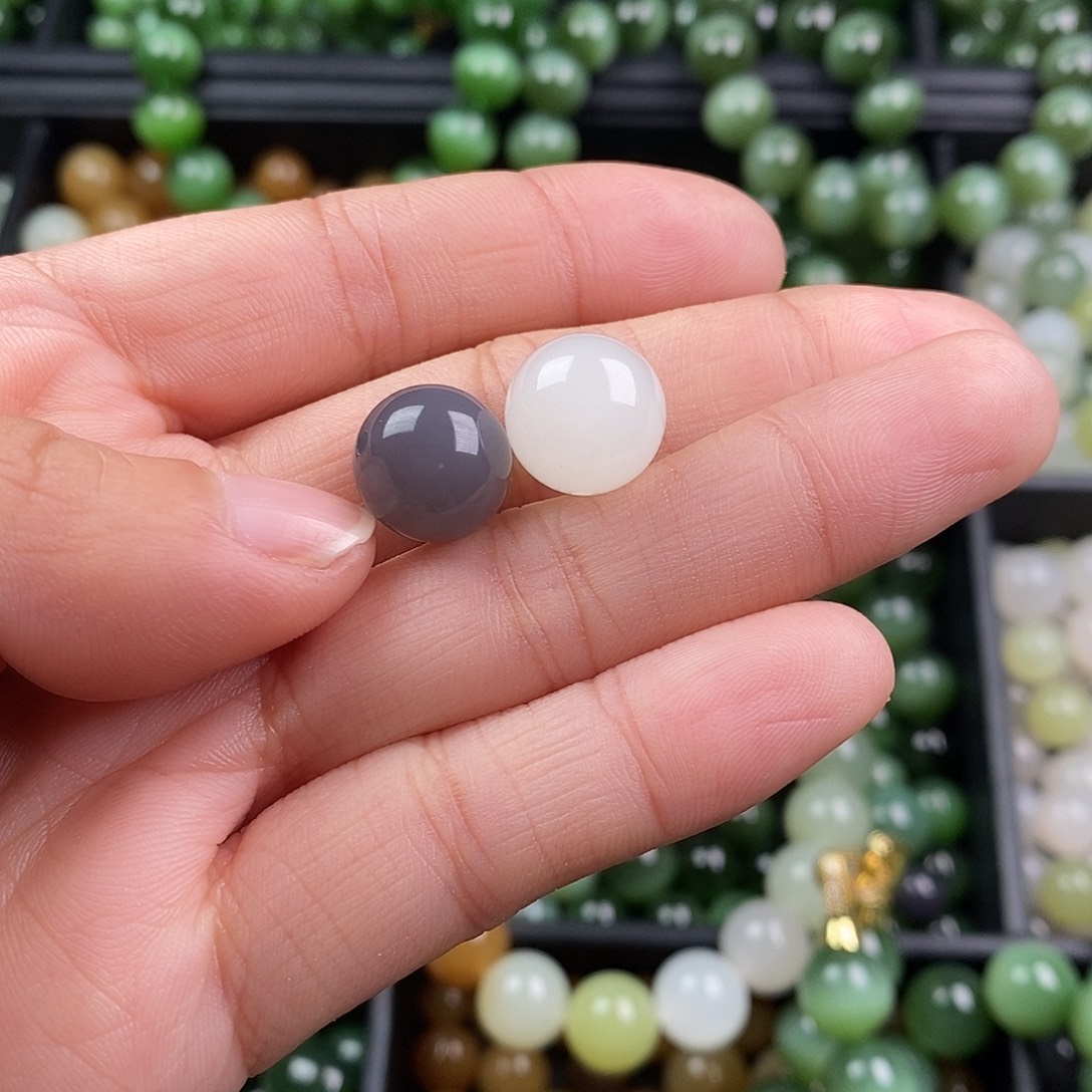 和田玉未镶嵌珠宝半成品