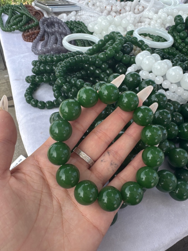 高端精品卡16菠菜绿手串