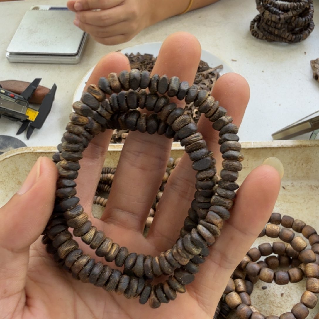 沉香碎屑沉香单圈沉水碎银子6克多样性发一