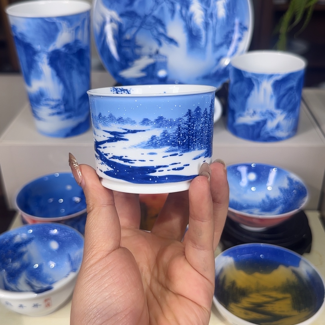 青花山水雪景杯杯