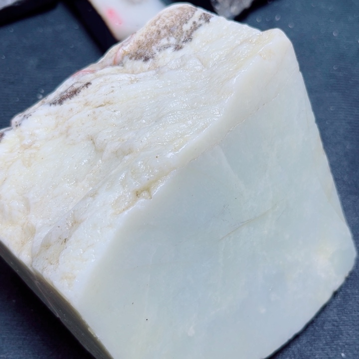 和田玉（白玉）未镶嵌珠宝奇石