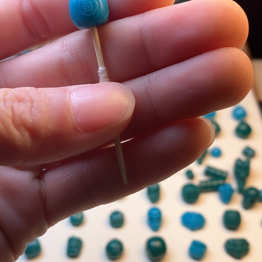 琉璃颈饰66666666666666