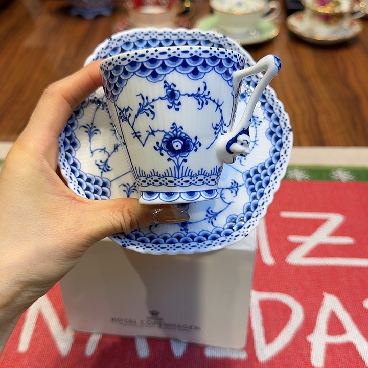 瓷片杯子杯子杯子水杯杯子水杯