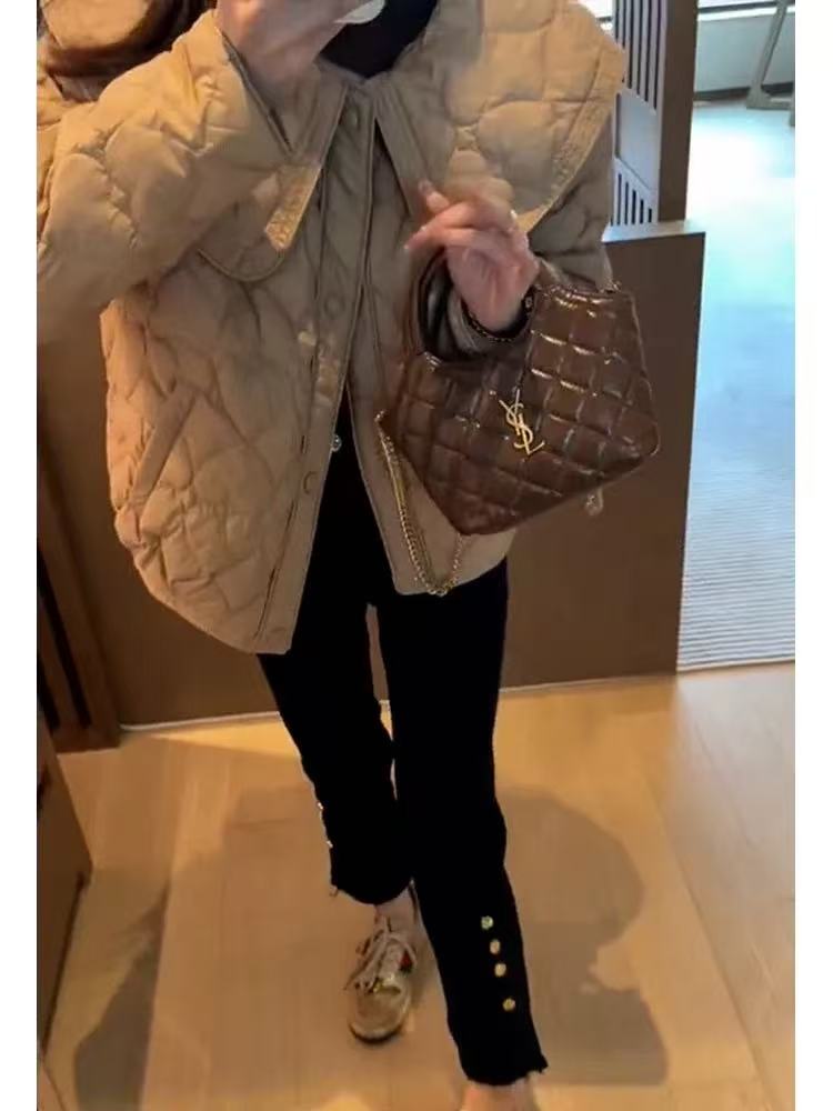 2025冬季小香风娃娃领减龄轻薄羽绒服