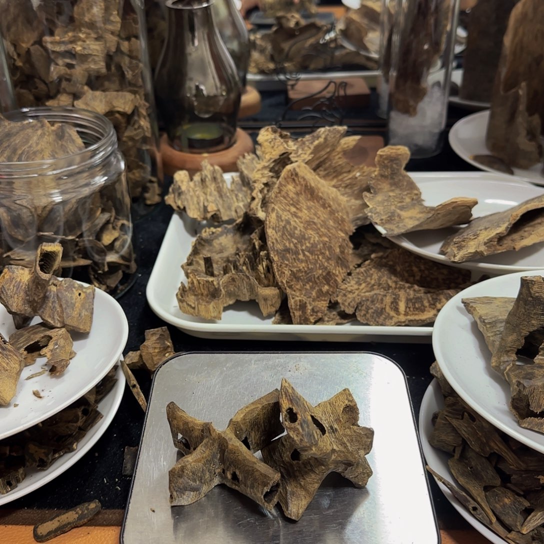 沉香碎屑沉香精品陆河醇化老料28.6克