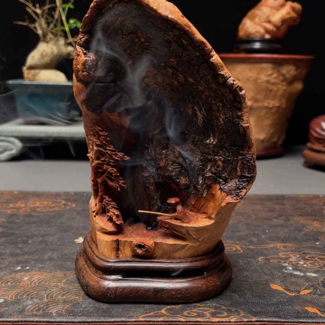 冬***雪香榧木老者荔枝木香炉