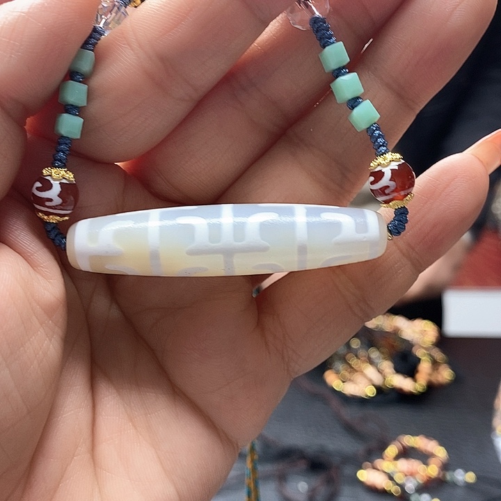 玛瑙/玉髓颈饰合金