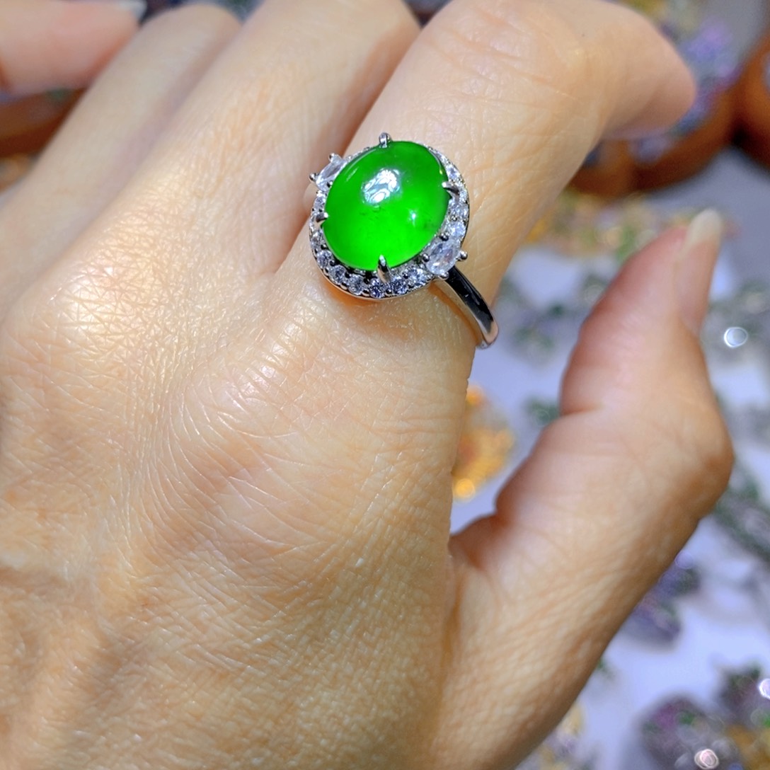 翡翠颈饰银S925镶嵌天然翡翠