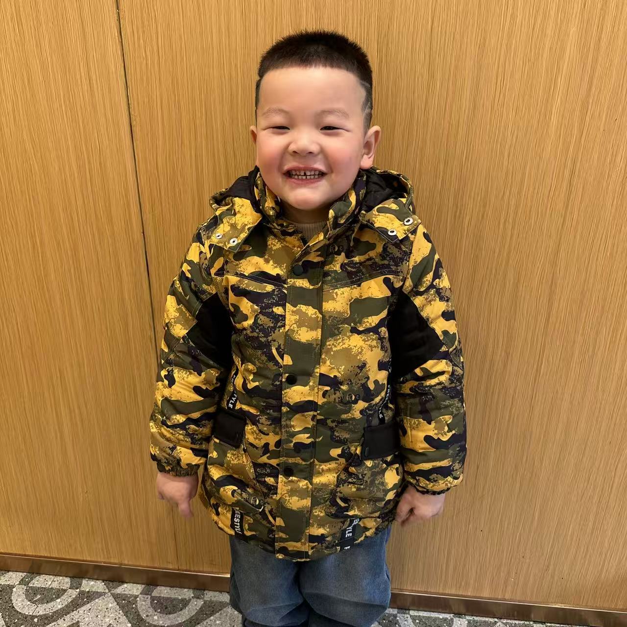 【优子壹家上新】儿童洋气时尚休闲梭织活帽加厚中长棉服141601