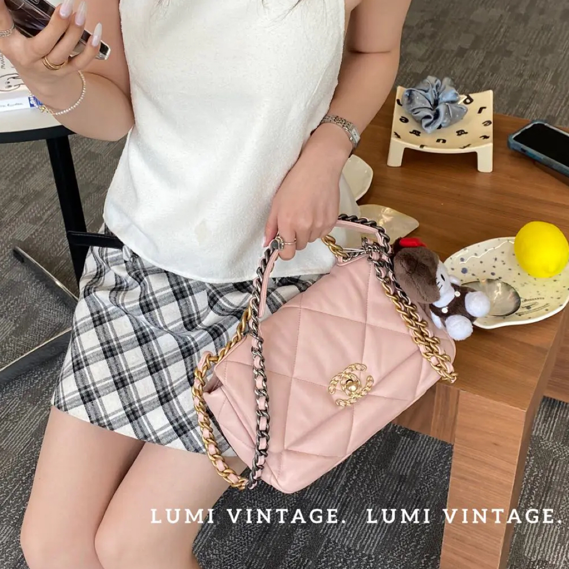 95新 Chanel/香奈儿 19bag小号羊皮金扣樱花粉单肩包85002445