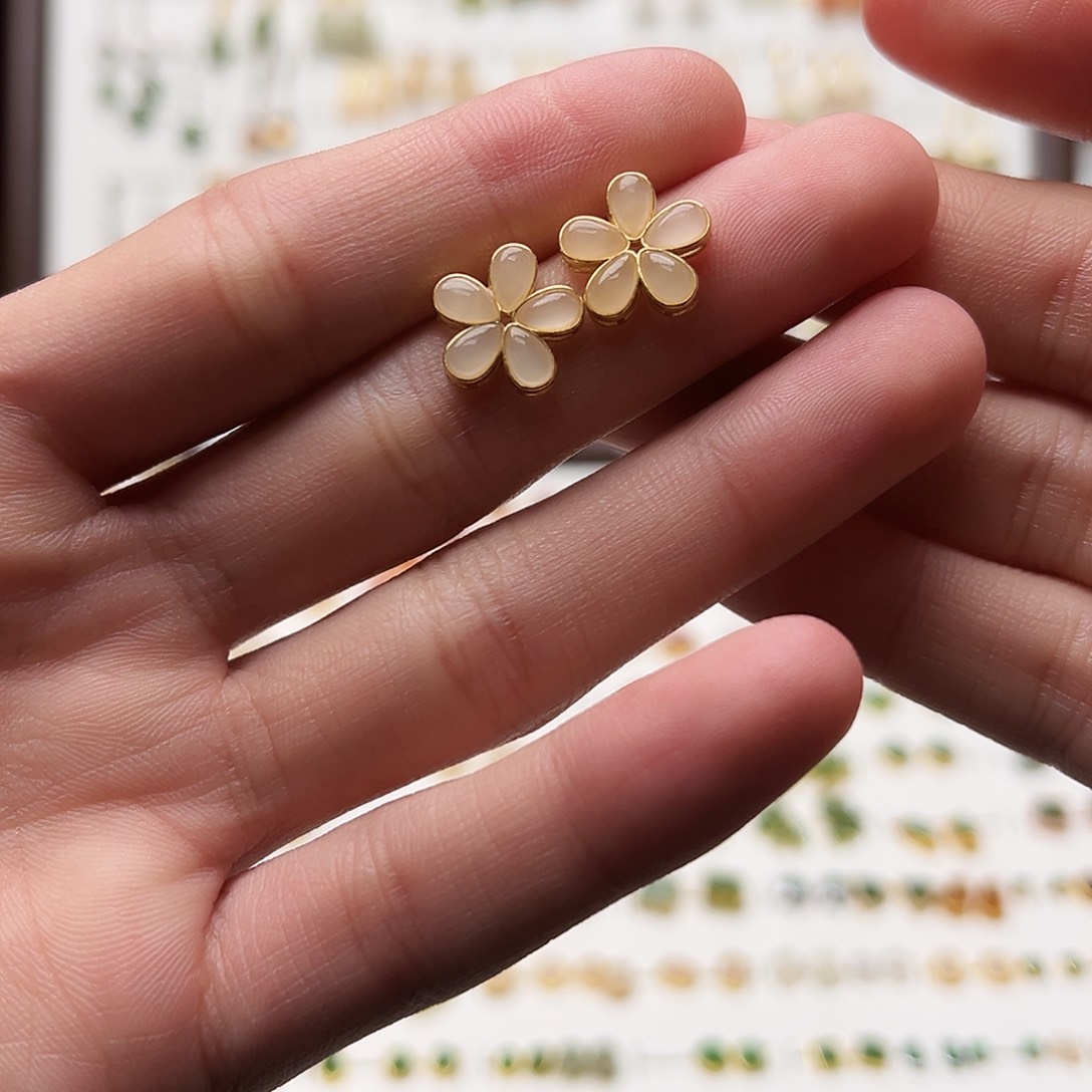 银S925镀金镶嵌和田玉耳钉