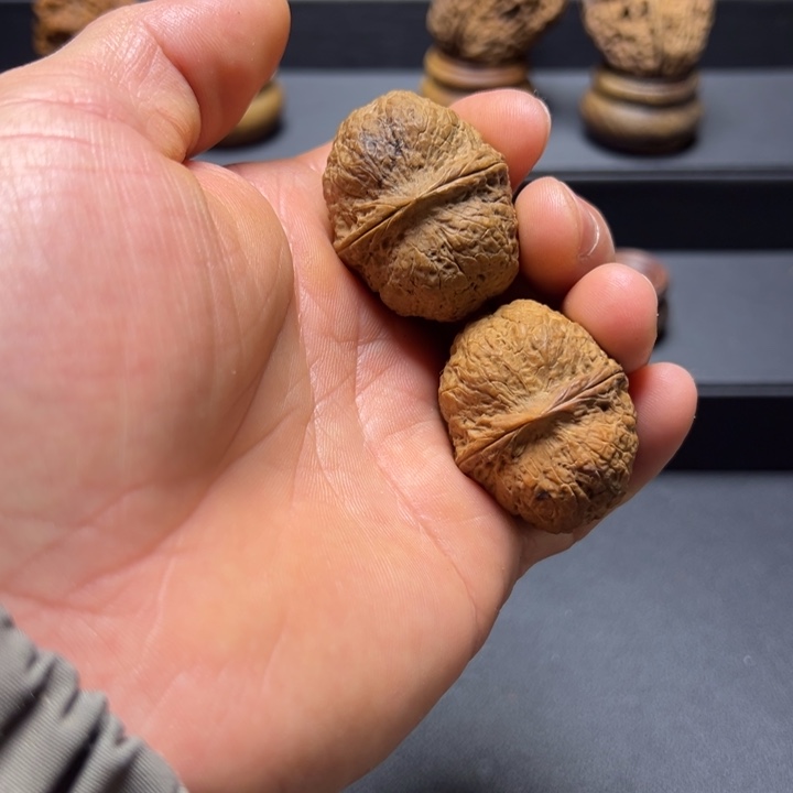 文玩核桃吊坠B鸽子蛋元宝38mm