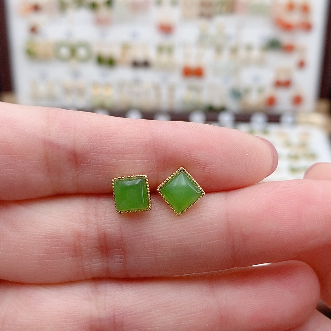 和田玉银S925镶嵌耳饰