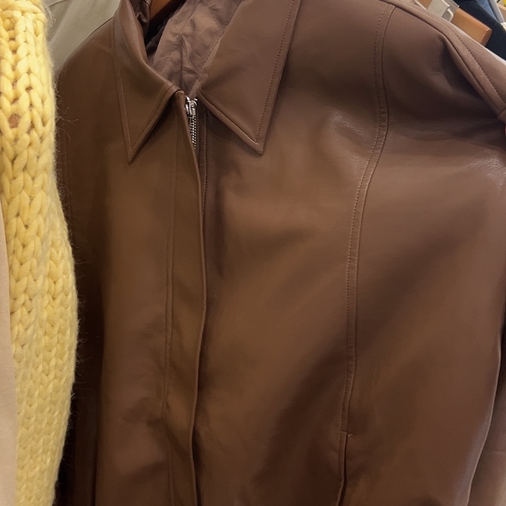 棉***糖今天新款 咖色加棉皮衣