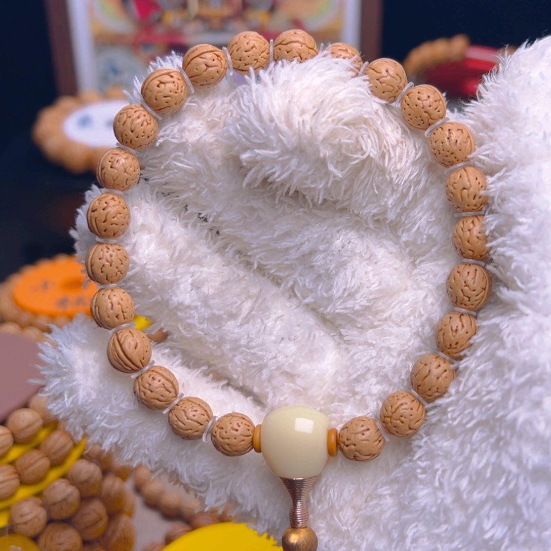 桃核手串0.9加小皇桃