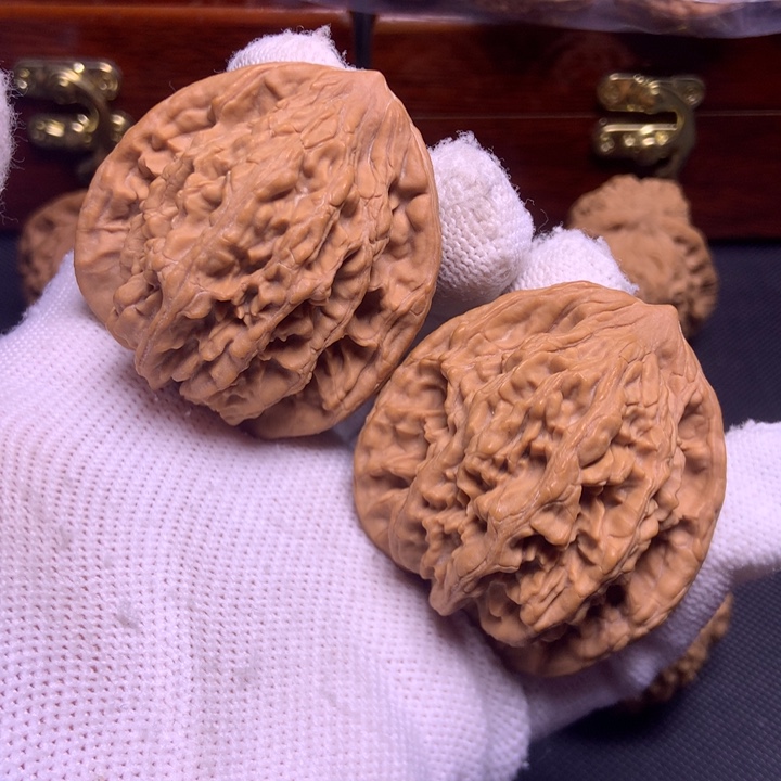 文玩核桃吊坠文玩核桃麦穗虎头45尺