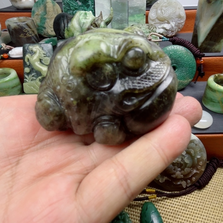 未镶嵌独山玉珠宝半成品