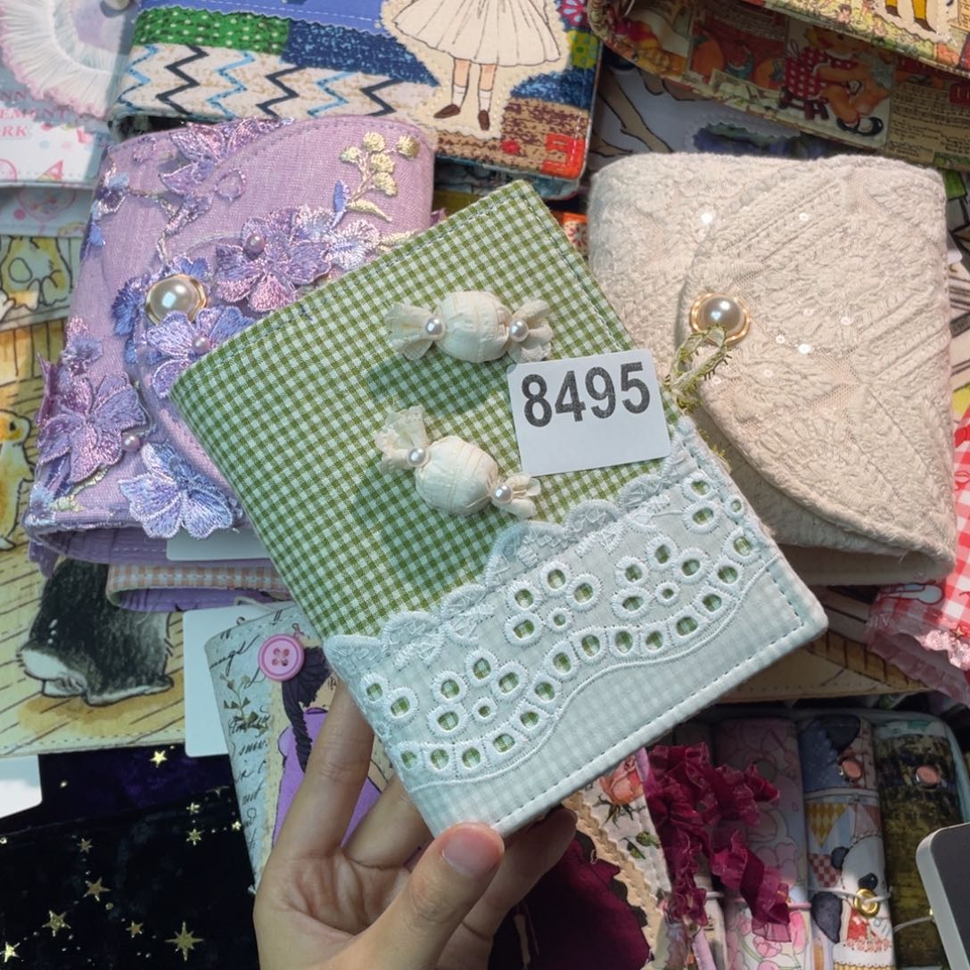 织绣A7送纸8495。 
