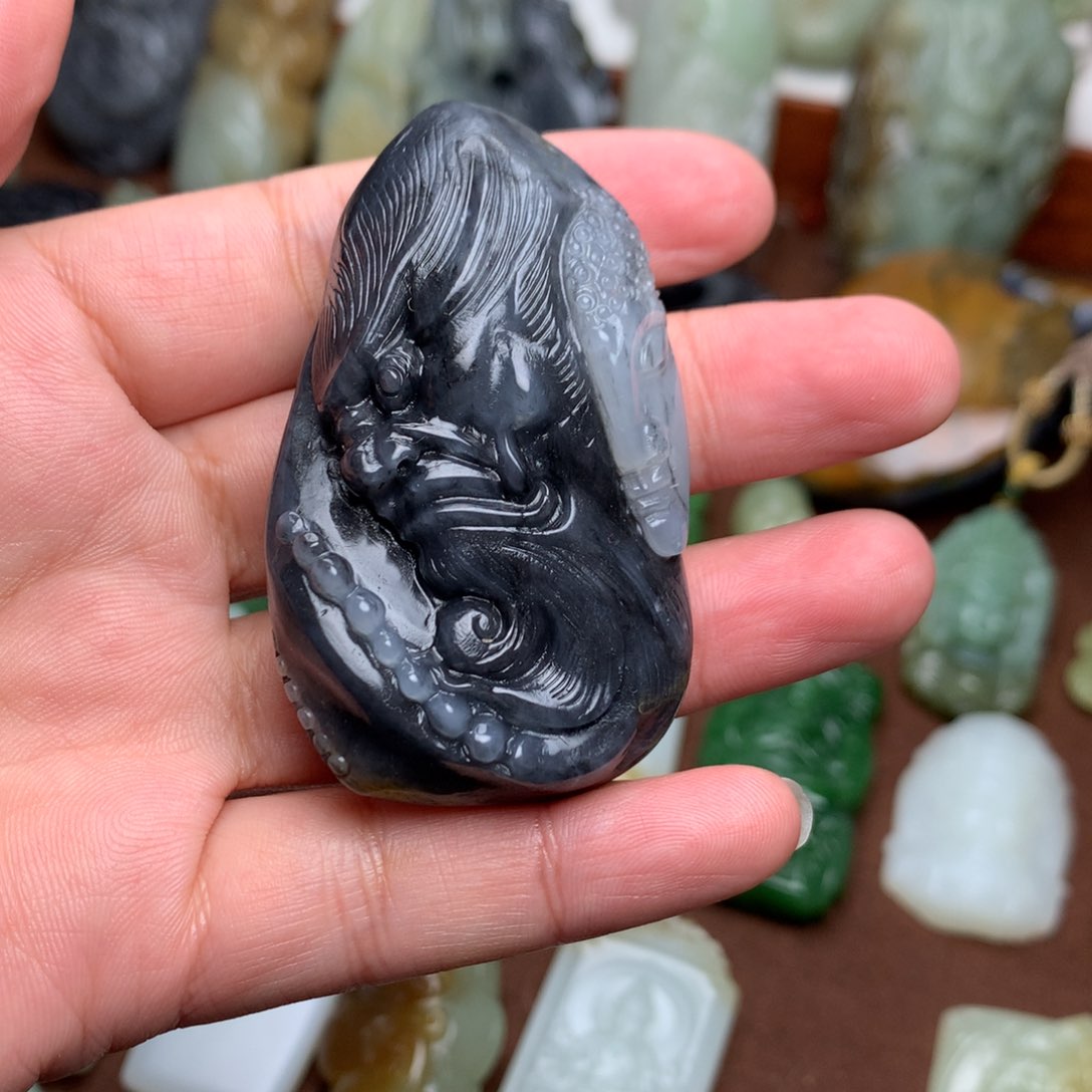 和田玉挂件未镶嵌谢***嘞