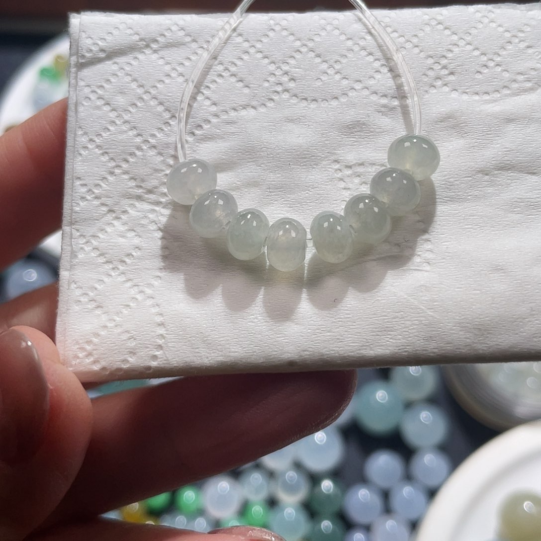 翡翠未镶嵌手链卡6+