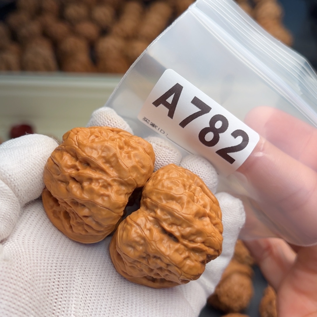 武***猫文玩核桃吊坠A782蛤蟆42