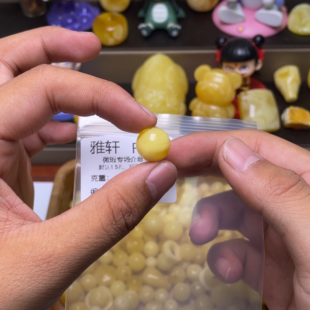 琥珀未镶嵌珠宝奇石