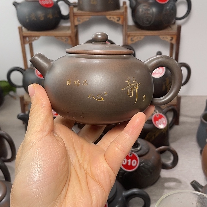 俊***哥钦州坭兴陶无礼盒