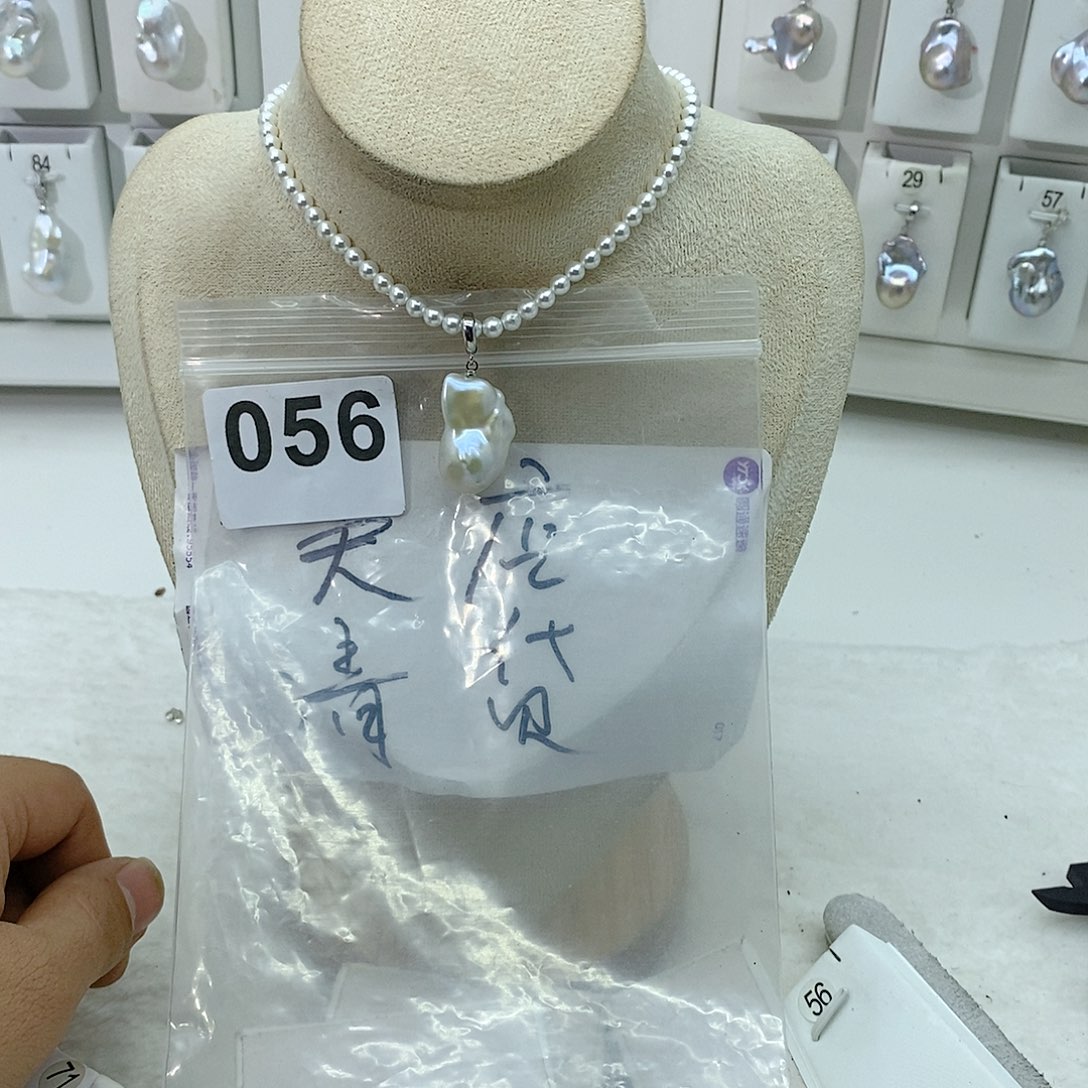 淡水珍珠颈饰合金