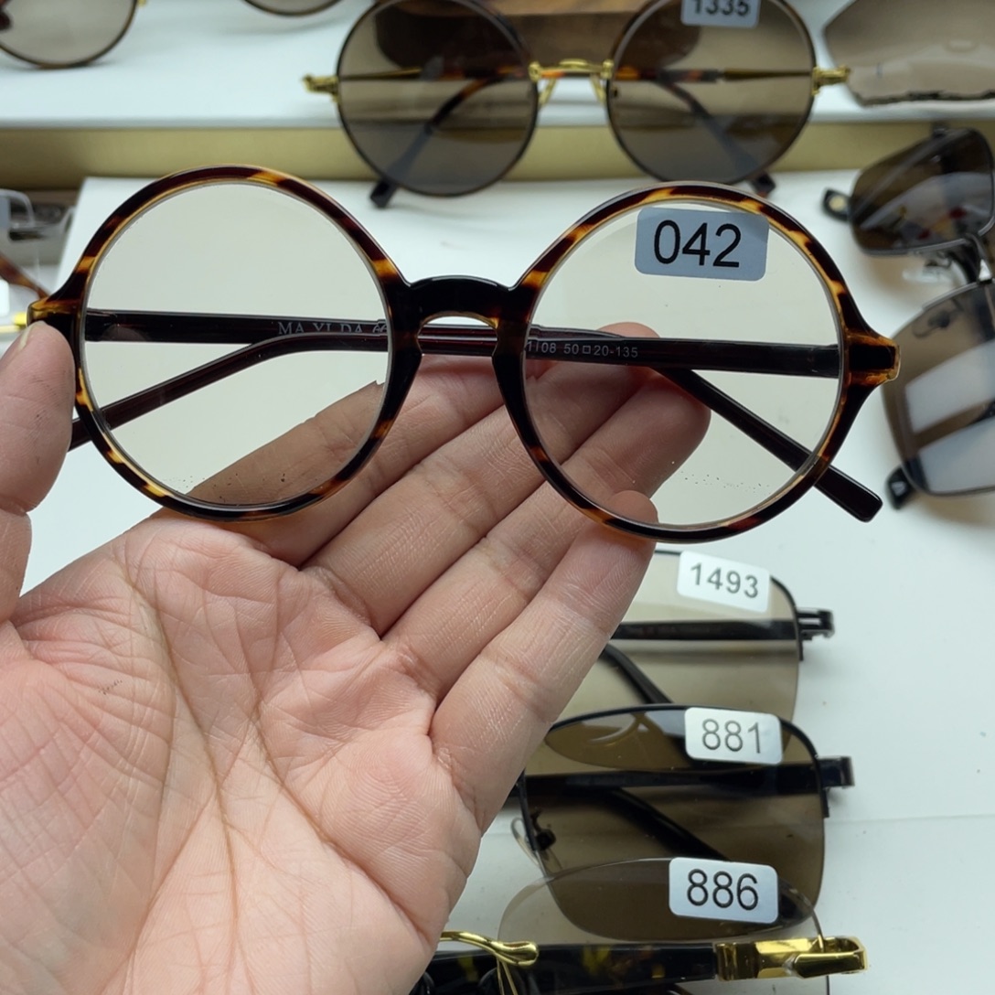 任***瑜茶水晶复古圆 042