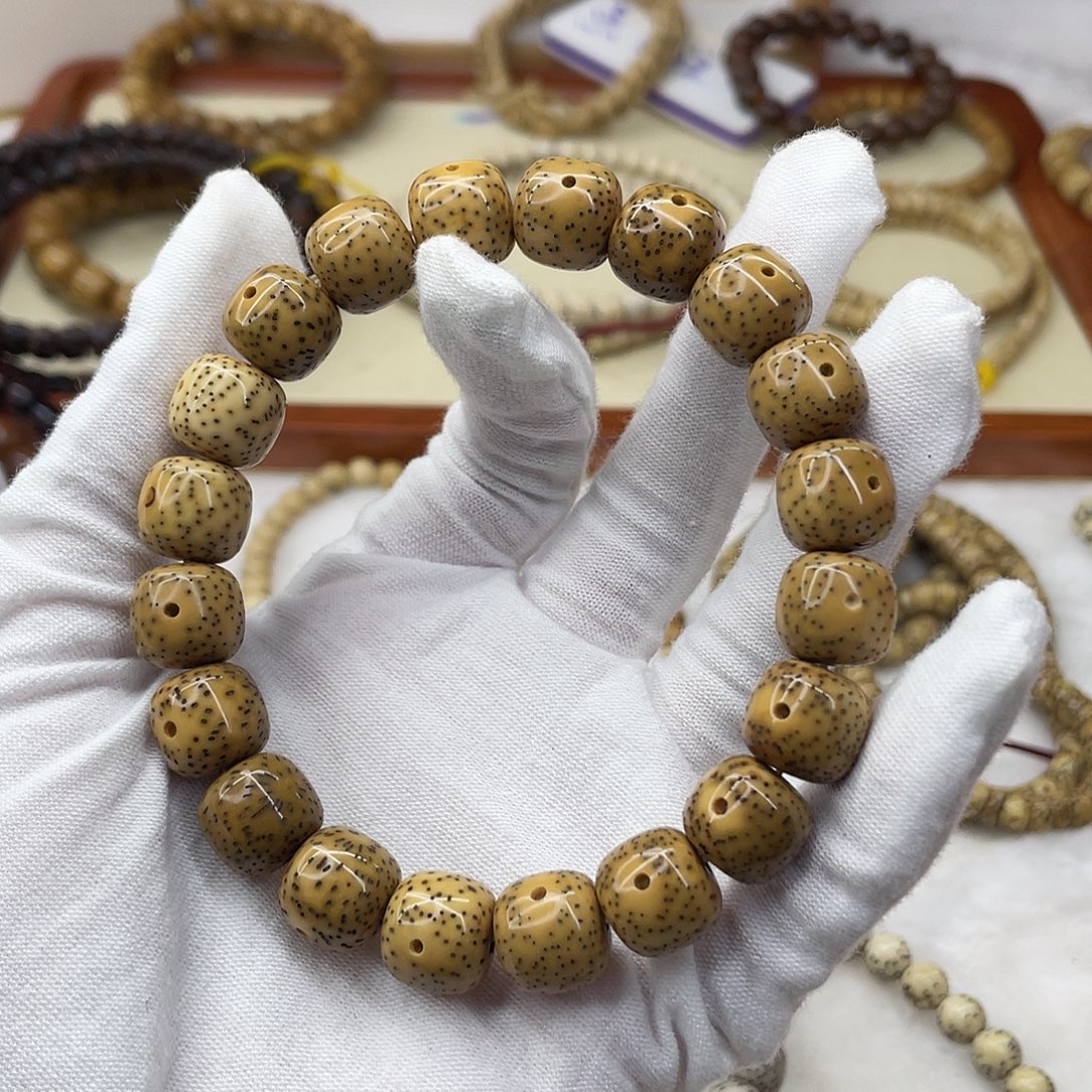 吊坠星月菩提1111222g