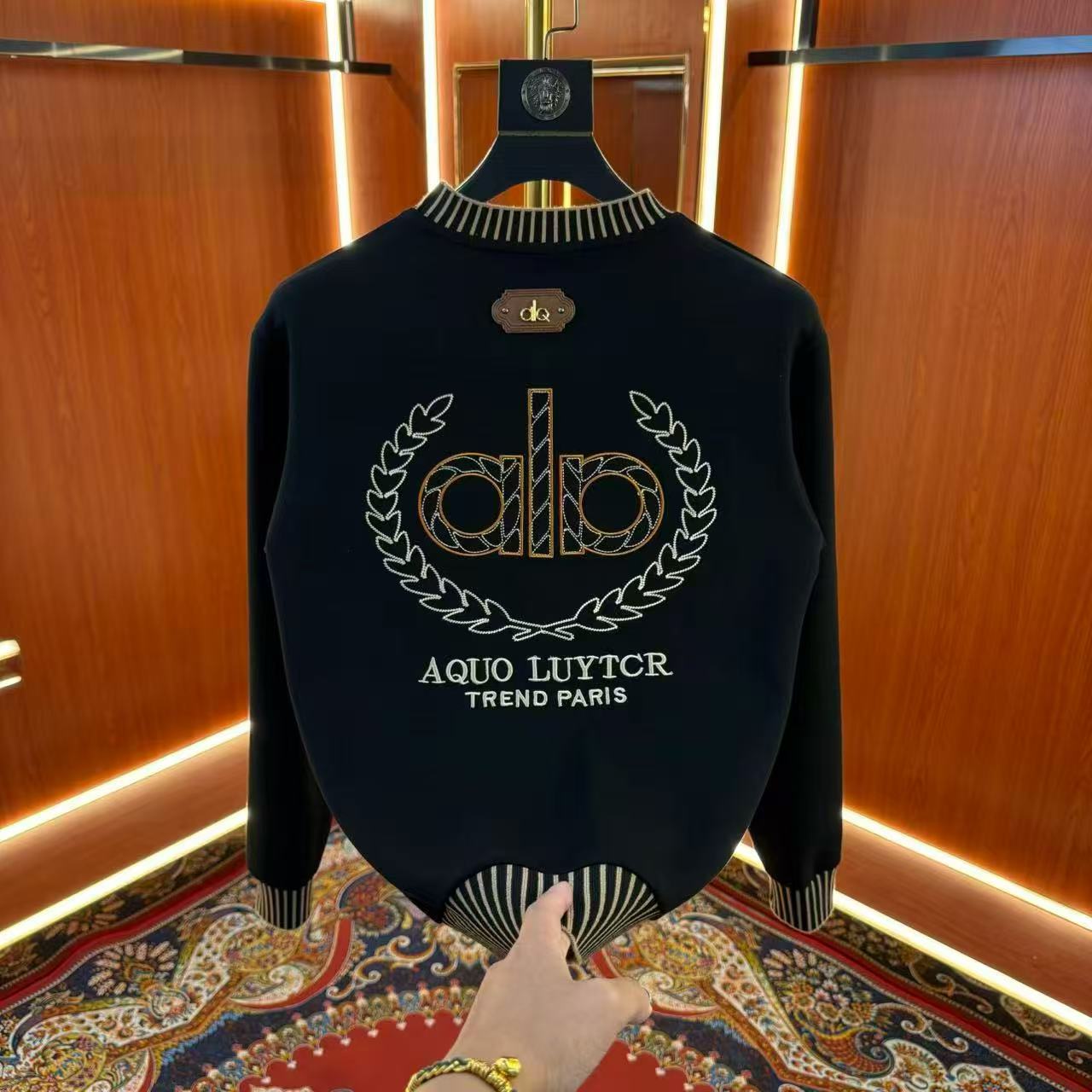 【XWK】2025冬季男士拼色長袖刺繡耐磨百搭重工卫衣057款1111