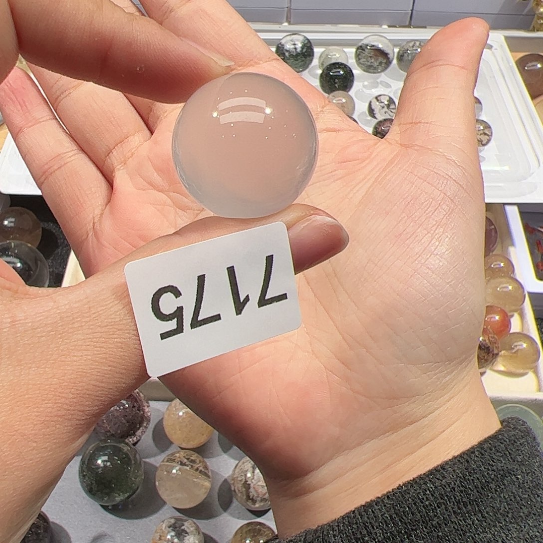 大型摆件（非配饰）未镶嵌水晶