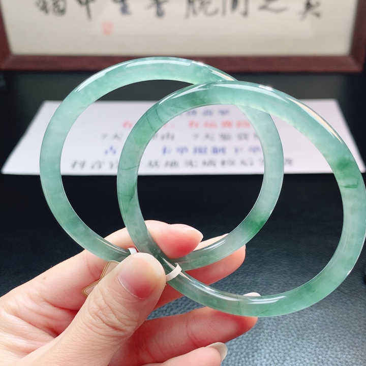 翡翠未镶嵌手镯翡翠手镯23