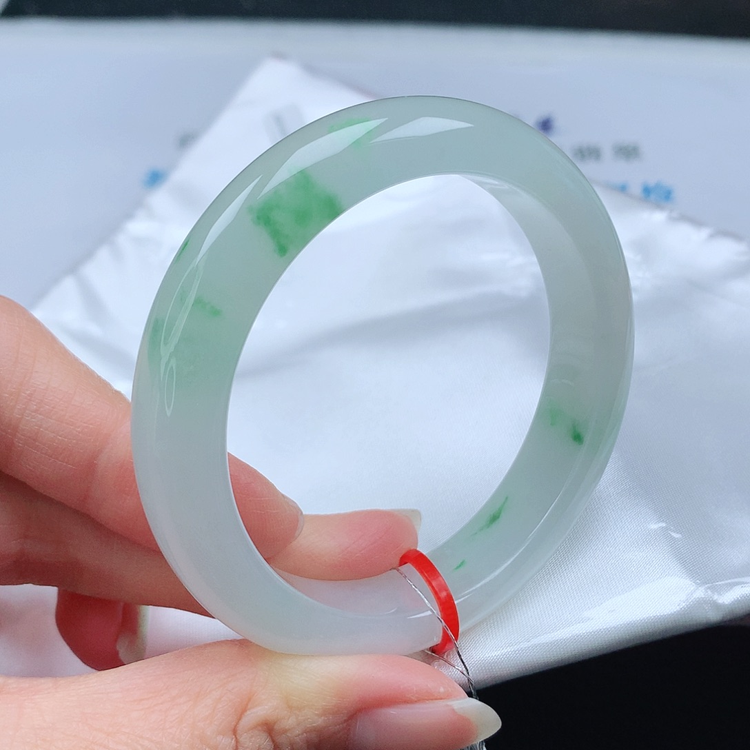 翡翠手镯未镶嵌53➕圈