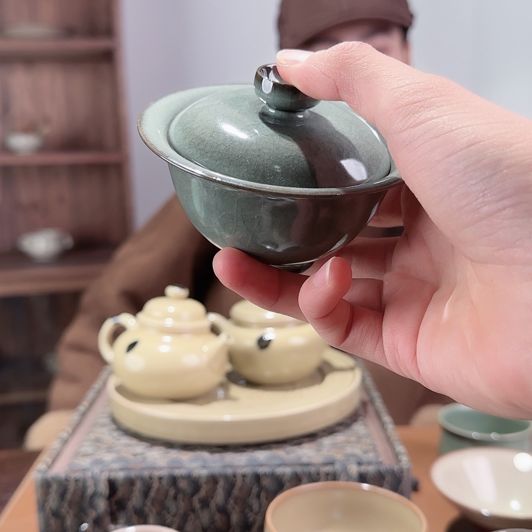 摆件瓷铁胎元宝盖碗两才