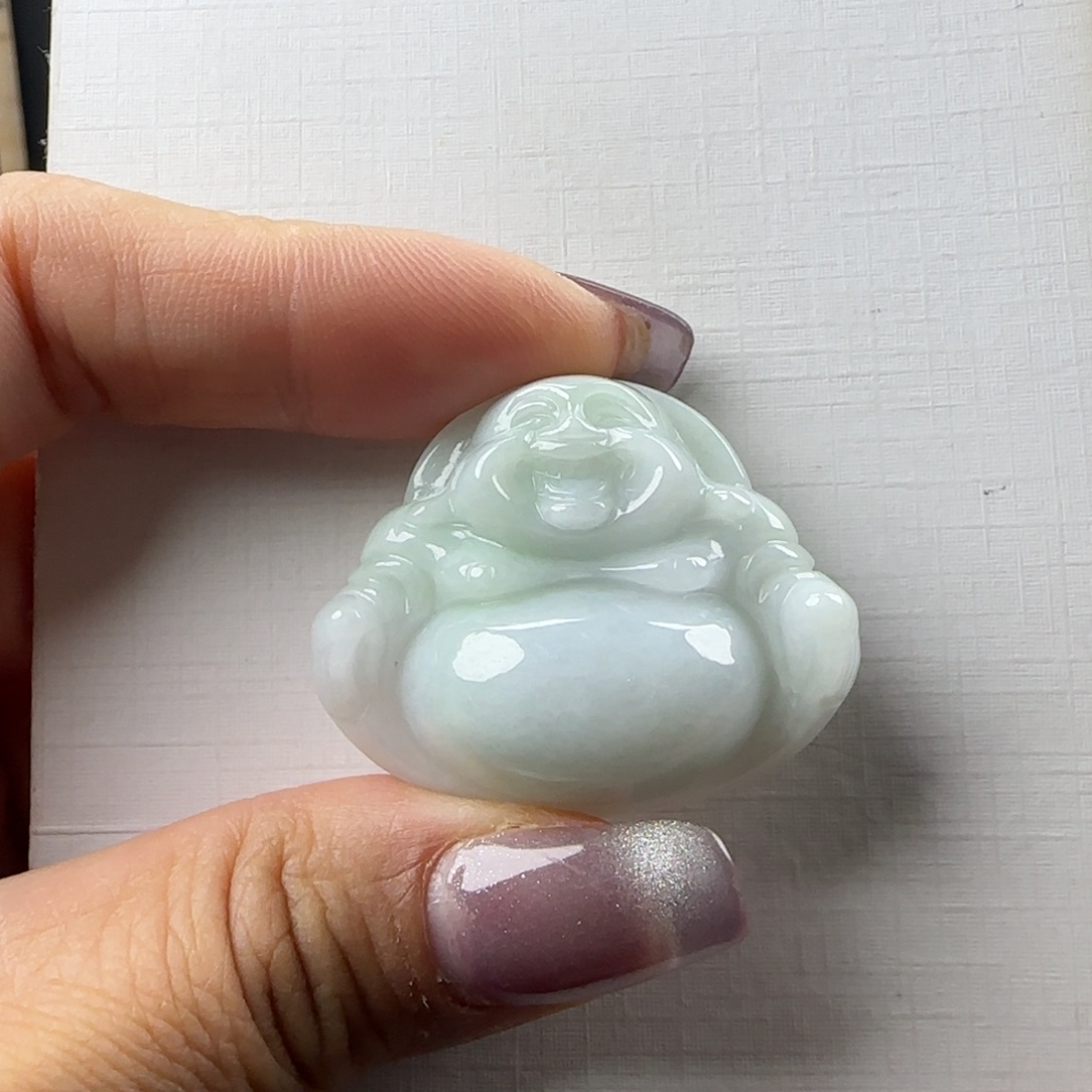 翡翠未镶嵌颈饰佛公33尺寸微瑕介意勿拍不退不换