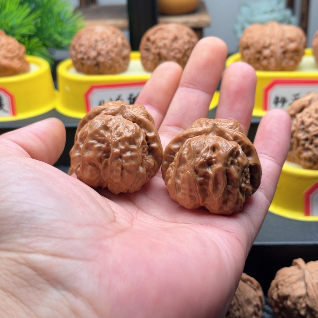 文玩核桃吊坠39全品蛤蟆头