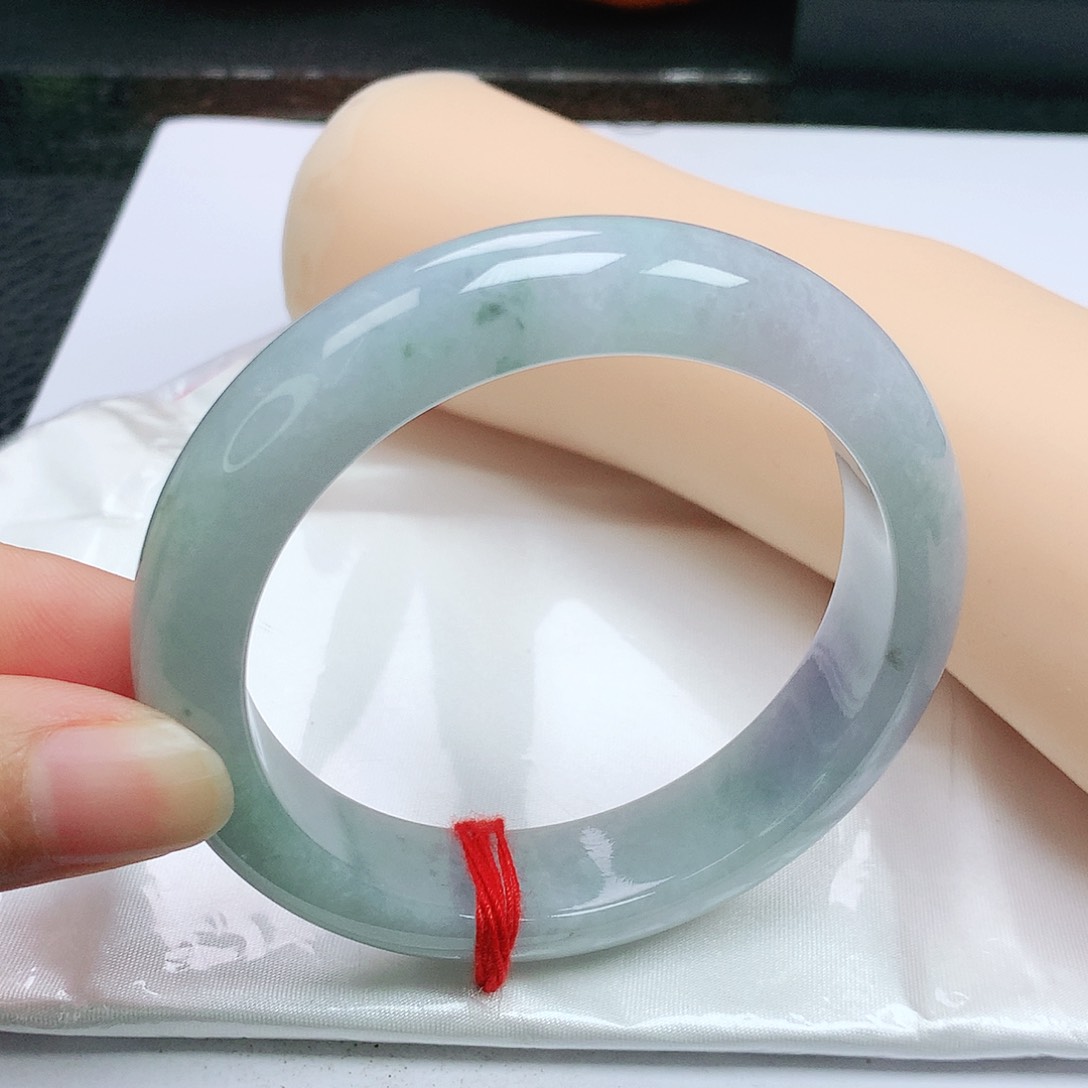 翡翠手镯未镶嵌正