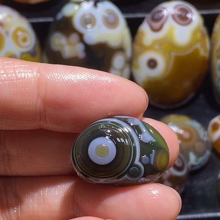 玛瑙/玉髓未镶嵌珠宝半成品113