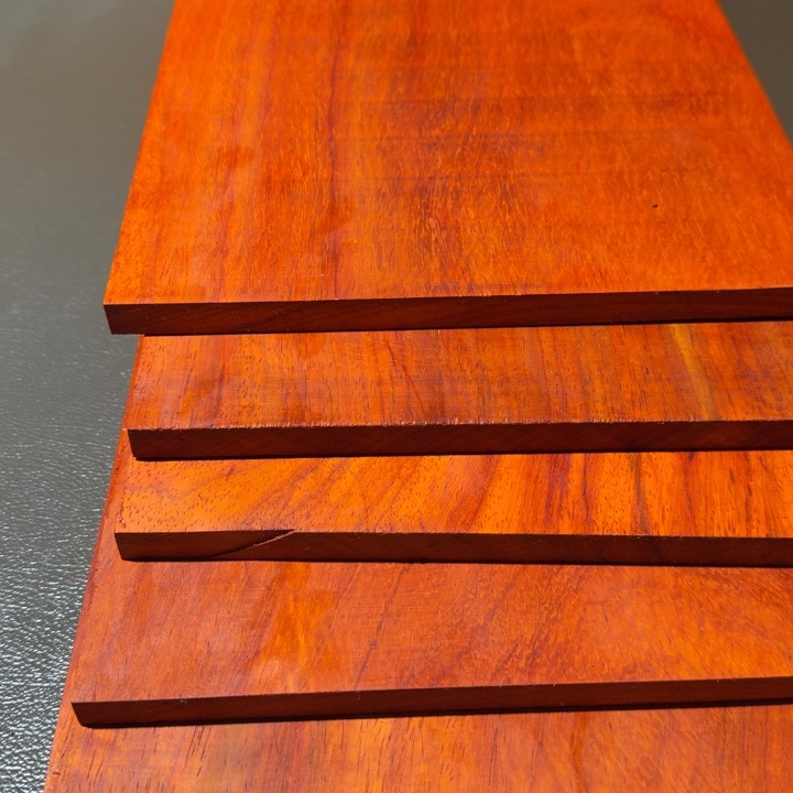 录***为印石昌化石红花梨