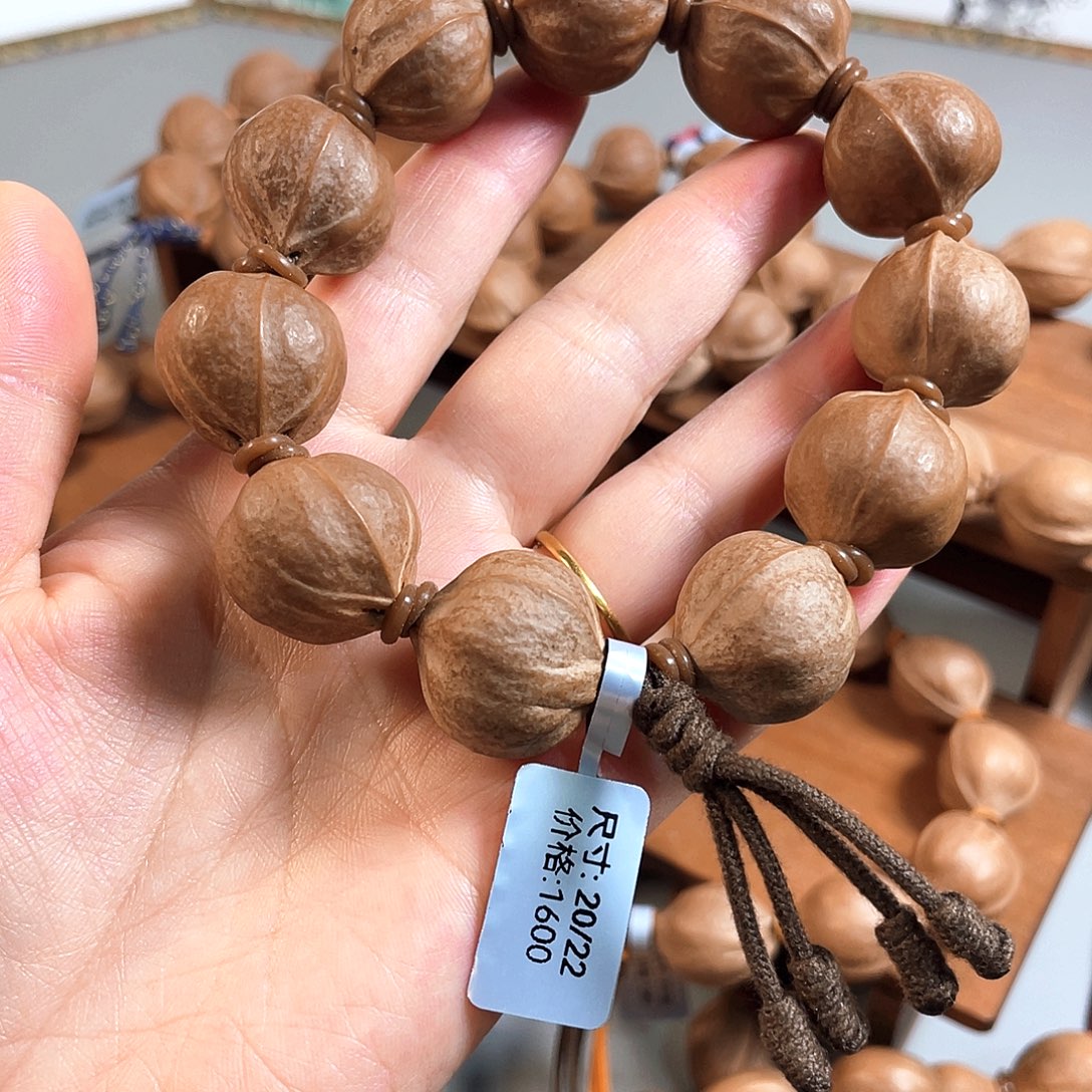 顾***念橄榄核手串/手链20/22梅林铁核