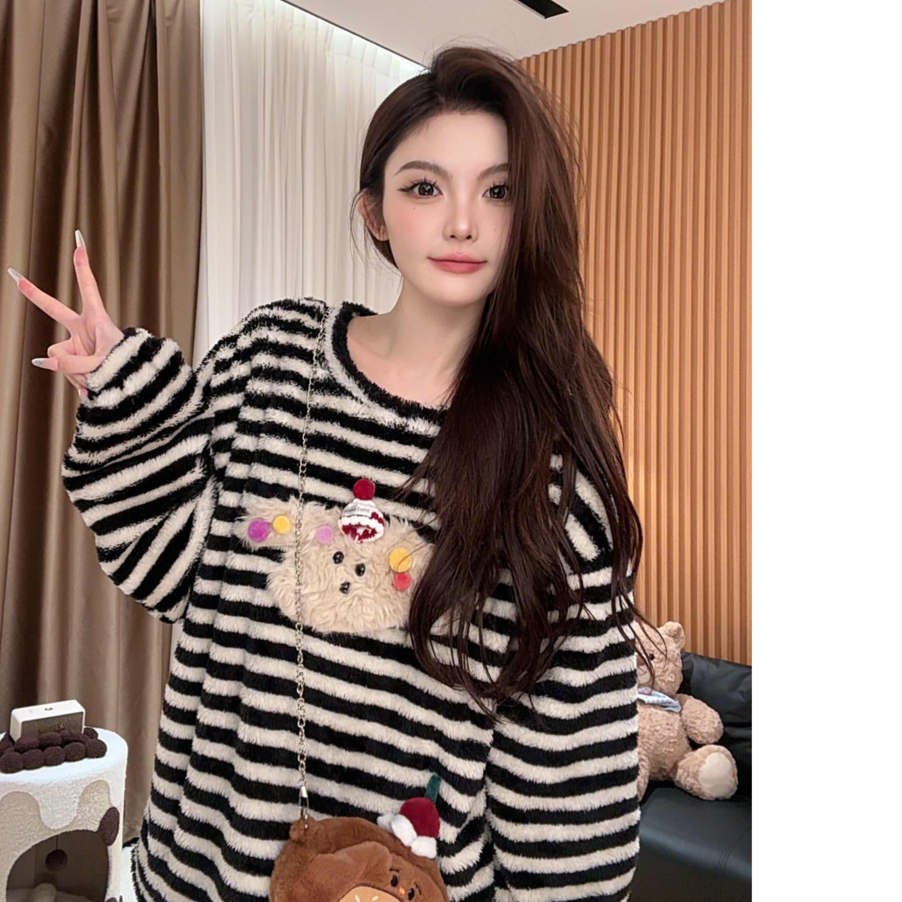 2025年秋冬季加绒加厚可外穿家居服睡衣套装