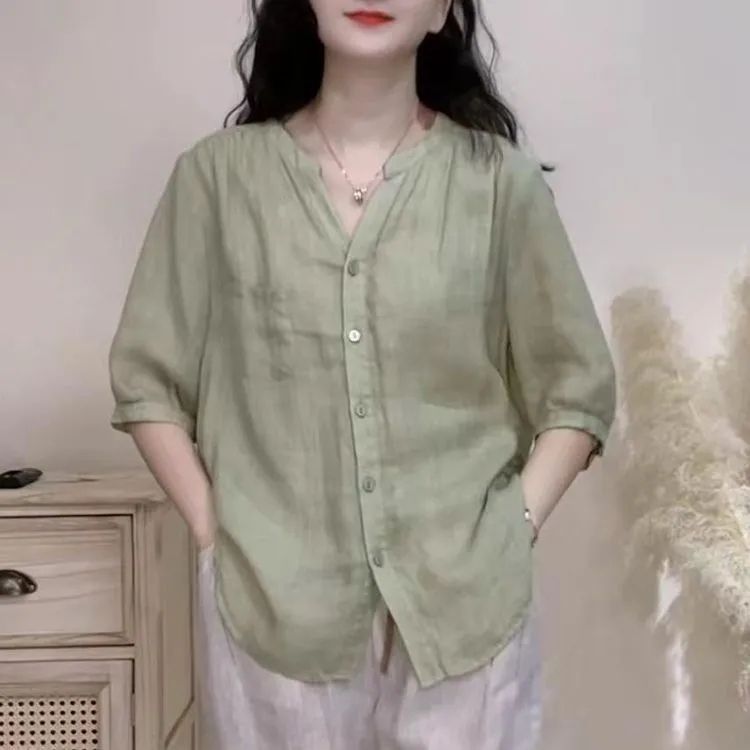 **官图夏季极简风纯色V领斜纹苎麻衬衫女五分中袖洋气小…