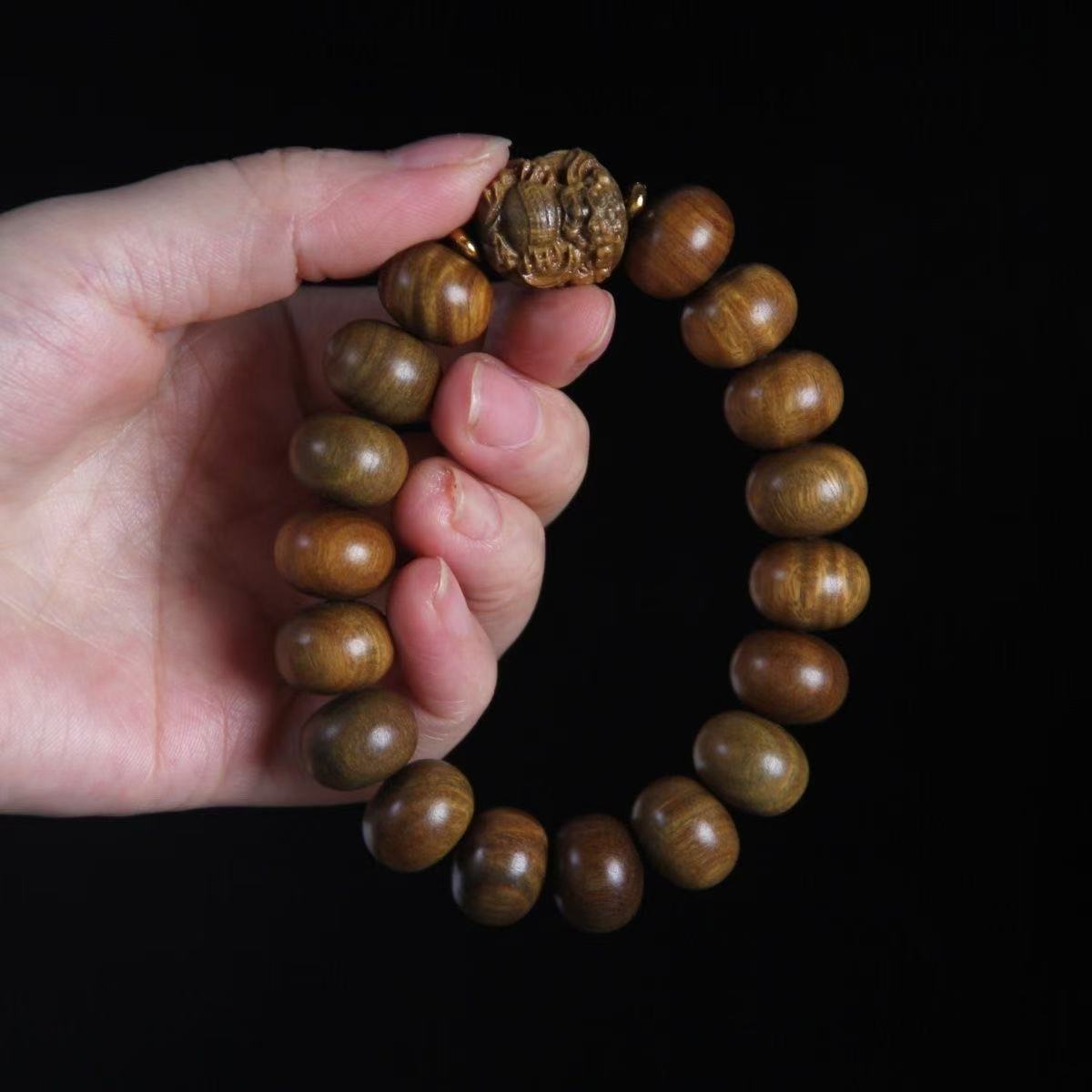 sl-506绿檀木手串单圈-无礼盒