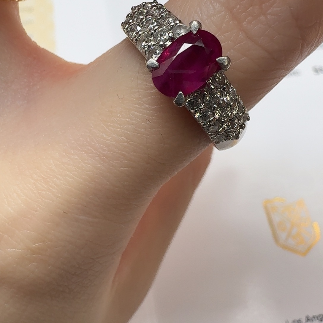 红宝石戒指未镶嵌