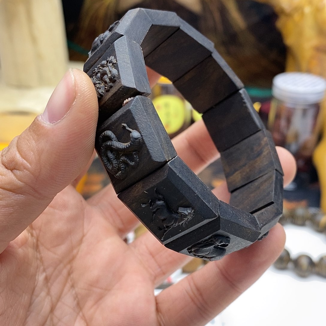 阴沉木无事牌成品的时候就